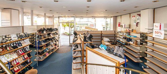 5-salle Bâtiment à Cham, Germany No. 210670 4