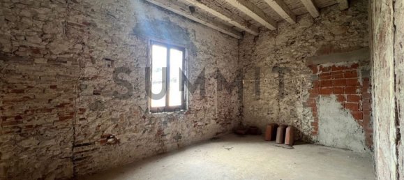 5 bedrooms House in Schio, Italy No. 327628 6