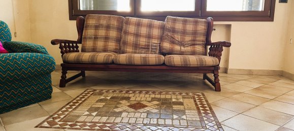 3 bedrooms Apartment in Parma, Italy No. 333525 5