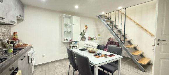 Квартира с 3 спальнями в Неаполь, Италия № 311569 9