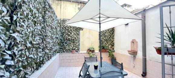 Квартира с 3 спальнями в Неаполь, Италия № 311569 4