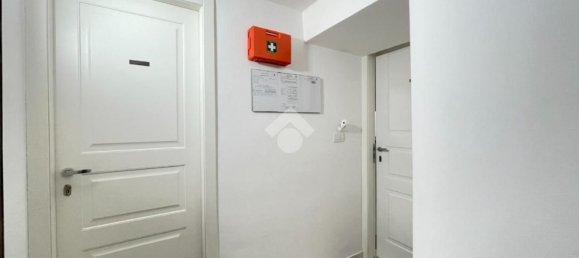 Квартира с 3 спальнями в Неаполь, Италия № 311569 12