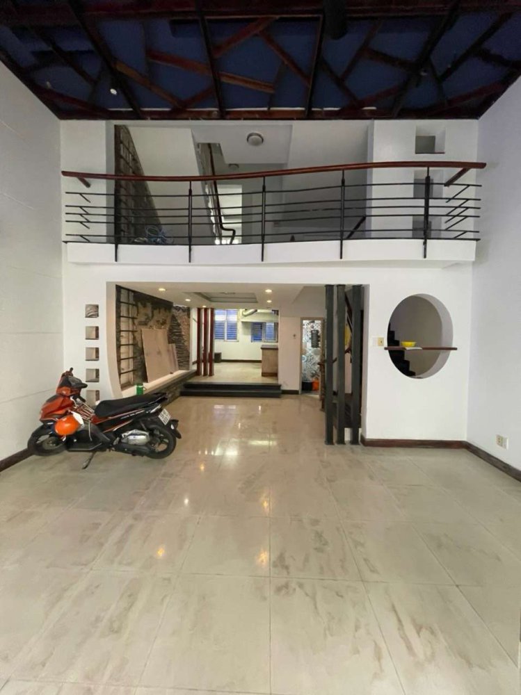 108m² Townhouse in District 7, Vietnam No. 13964