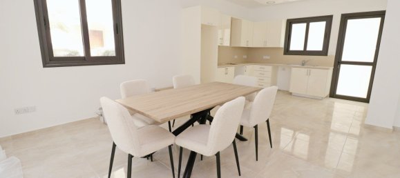 3 bedrooms Villa in Pegeia, Cyprus No. 22832 3