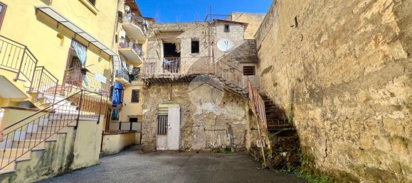 Квартира с 2 комнатами в Марано ди Наполи, Италия № 4814 5