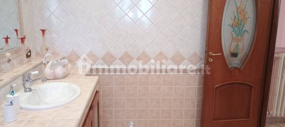 5 غرف نوم فيلا في Statte, Italy رقم 98081 44