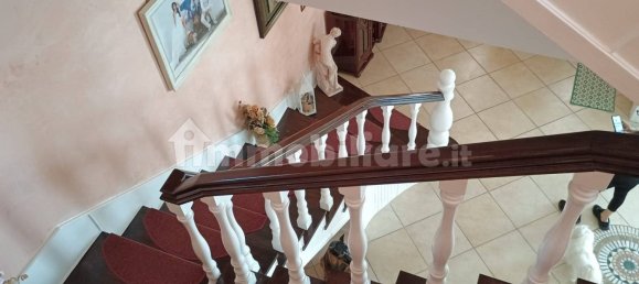 5 غرف نوم فيلا في Statte, Italy رقم 98081 28