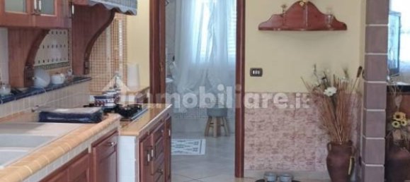 5 غرف نوم فيلا في Statte, Italy رقم 98081 21