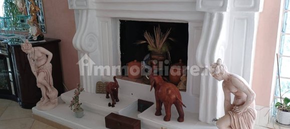 5 غرف نوم فيلا في Statte, Italy رقم 98081 12