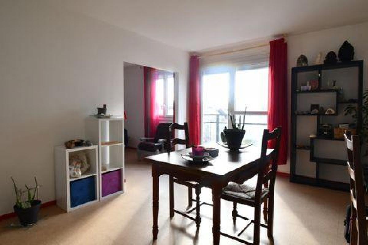 3 bedrooms Condo in Vannes, France No. 14668