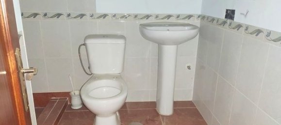 3 bedrooms Apartment in Leon, Spain No. 83018 10