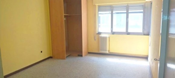 3 bedrooms Apartment in Leon, Spain No. 83018 8