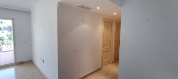 2 chambres Appartement à Benahavis, Spain No. 43456 19