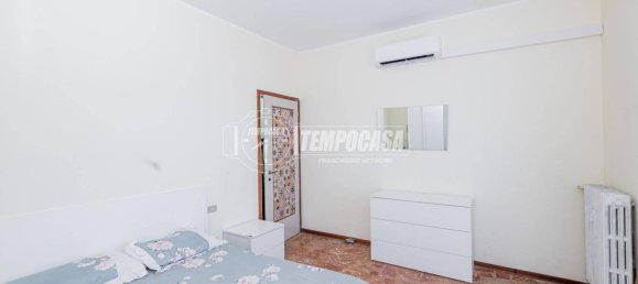 2 bedrooms Apartment in San Giuliano Milanese, Italy No. 272605 9
