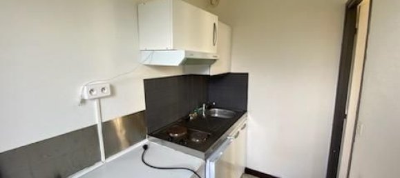 Estudio en Bourges, France No. 62595 7