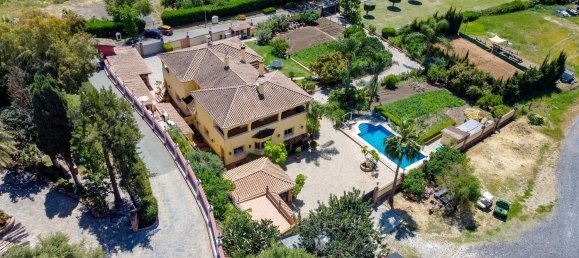 Дом с 10 спальнями в Ла Квинта, Испания № 38857 12