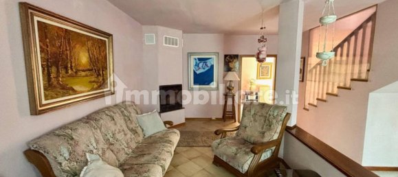 3 bedrooms Villa in Pordenone, Italy No. 325805 10