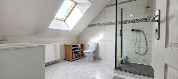 3 Schlafzimmer Haus in Miniac-Morvan, France, Nr. 200787 4