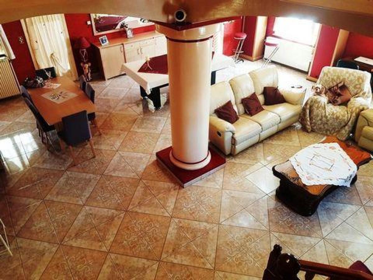 7 bedrooms House in Beuvrages, France No. 32148