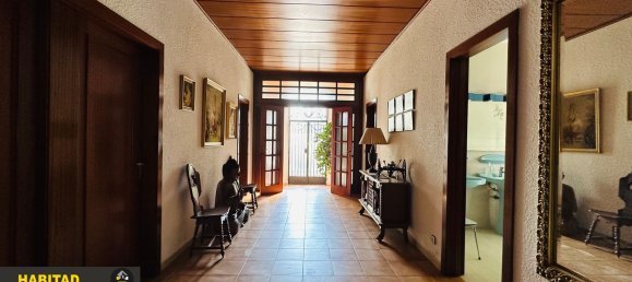 8 bedrooms House in Sant Vicenc Dels Horts, Spain No. 133849 20