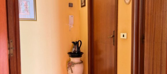 4-salle Appartement à Andria, Italy No. 83663 16