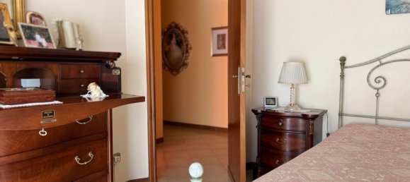 4-salle Appartement à Andria, Italy No. 83663 15