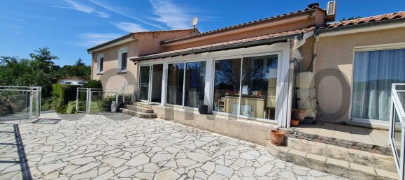 3 bedrooms Villa in Naves, France No. 192563 8