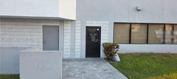 terreno en venta en Miami, Miami-Dade, Florida, USA № 615600 22