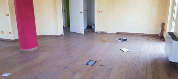 4346m² Warehouse in Piacenza, Italy No. 372499 10