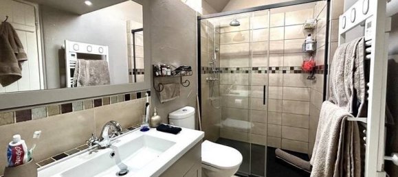 4 bedrooms House in Correze, France No. 355065 23