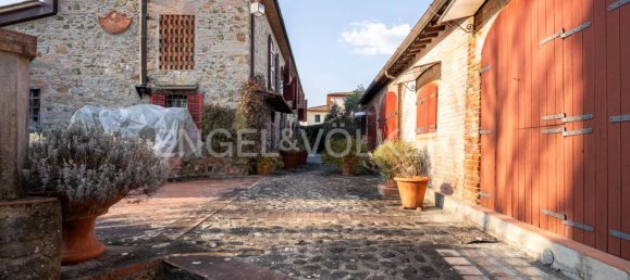 Вилла с 4 спальнями в Пистоя, Италия № 128056 5