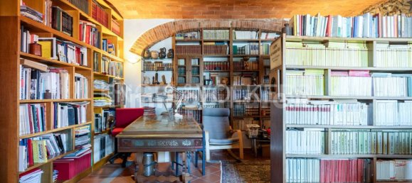 Вилла с 4 спальнями в Пистоя, Италия № 128056 33