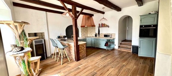 4 Schlafzimmer Haus in Sainte-Soulle, France, Nr. 299029 2