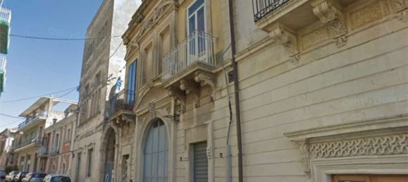 3 rooms Apartment in Palazzolo Acreide, Italy No. 43269 3