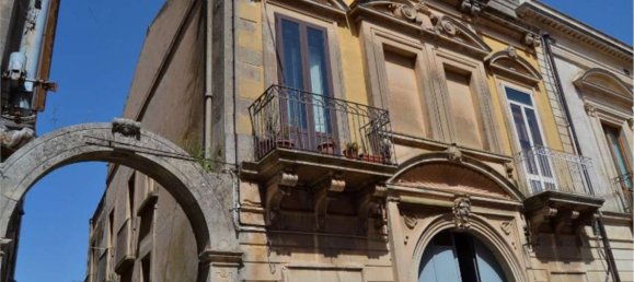 3 rooms Apartment in Palazzolo Acreide, Italy No. 43269 5