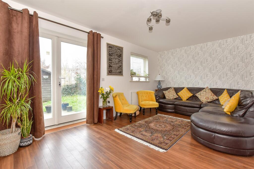 4 bedrooms Townhouse in Essex, United Kingdom No. 3990