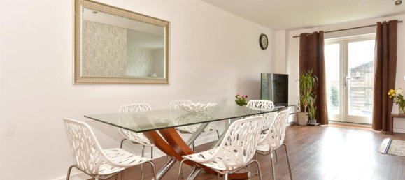 4 bedrooms Townhouse in Essex, United Kingdom No. 3990 13