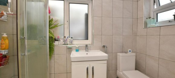 3 Schlafzimmer Haus in Walthamstow, United Kingdom, Nr. 4020 8