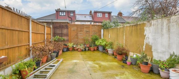 3 Schlafzimmer Haus in Walthamstow, United Kingdom, Nr. 4020 9