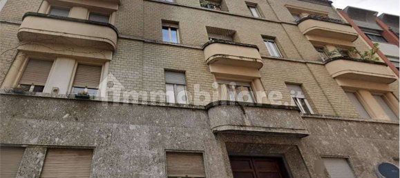 5 rooms Apartment in Turin, Italy No. 331573 6