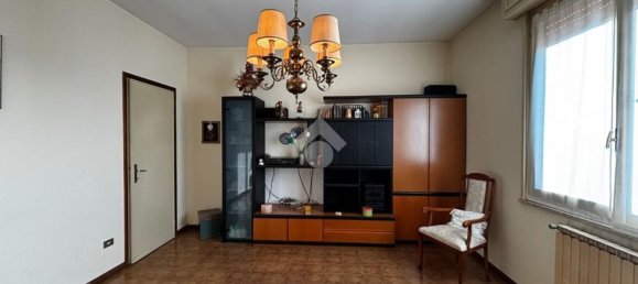 6 غرف نوم منزل في San Benedetto Po, Italy رقم 362228 14