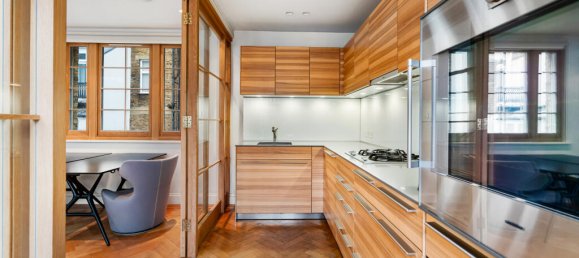 3 bedrooms House in London, United Kingdom No. 13158 13