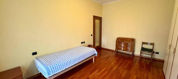 Квартира с 2 комнатами в Бергамо, Италия № 34950 21