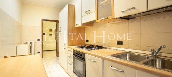 Квартира с 2 комнатами в Бергамо, Италия № 34950 13