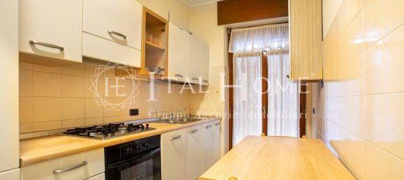 Квартира с 2 комнатами в Бергамо, Италия № 34950 12