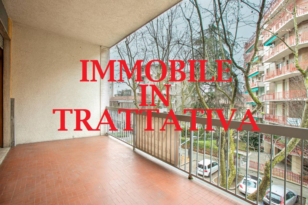 Квартира с 2 комнатами в Бергамо, Италия № 34950