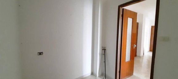 Apartamento de 3 divisões em Taranto, Italy N.º 36800 25