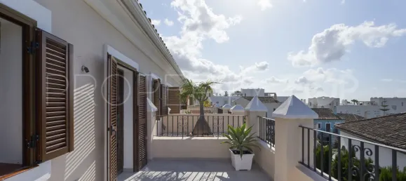 5 bedrooms Villa in Marbella, Spain No. 187707 4