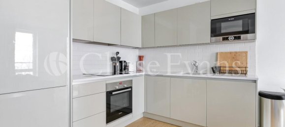 1 bedroom Apartment in London, United Kingdom No. 4429 2