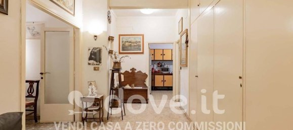 3 rooms Apartment in Florence, Italy No. 36076 17